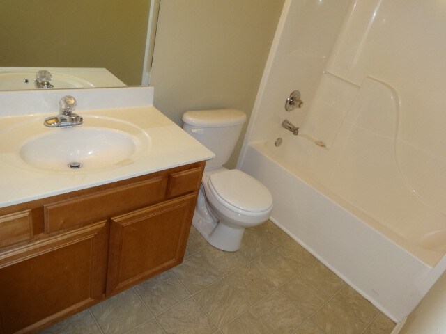 Building Photo - 7024 Legacy Dr