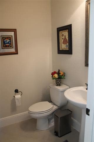 Building Photo - 328 Loma Alta Dr