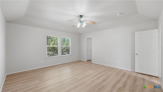 Building Photo - 821 Benning St