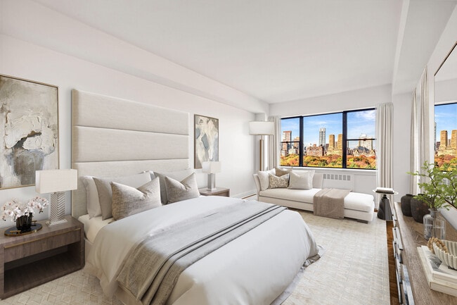 Building Photo - 923 5th Ave