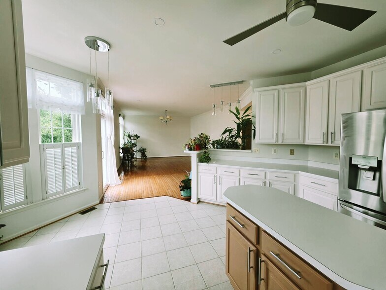 Building Photo - 17204 Sumac Ct