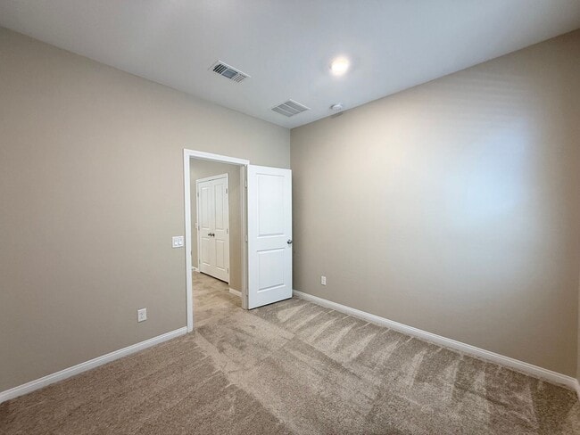 Building Photo - 3/BD 2/BA W/Den Prime Summerlin West Location – Beautiful One-Story Home