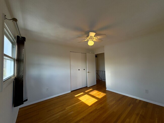 Building Photo - Charming 3 Bedroom/2 Bathroom Townhome in Rosedale, MD!