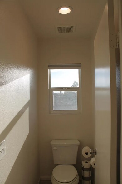 Building Photo - 3202 Desert Cloud Ave