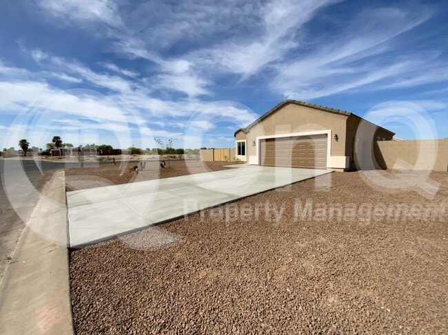 Primary Photo - 15280 S Amado Blvd