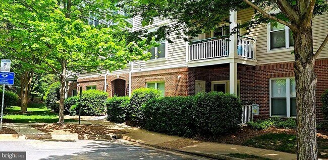 Primary Photo - 6501 Grange Ln