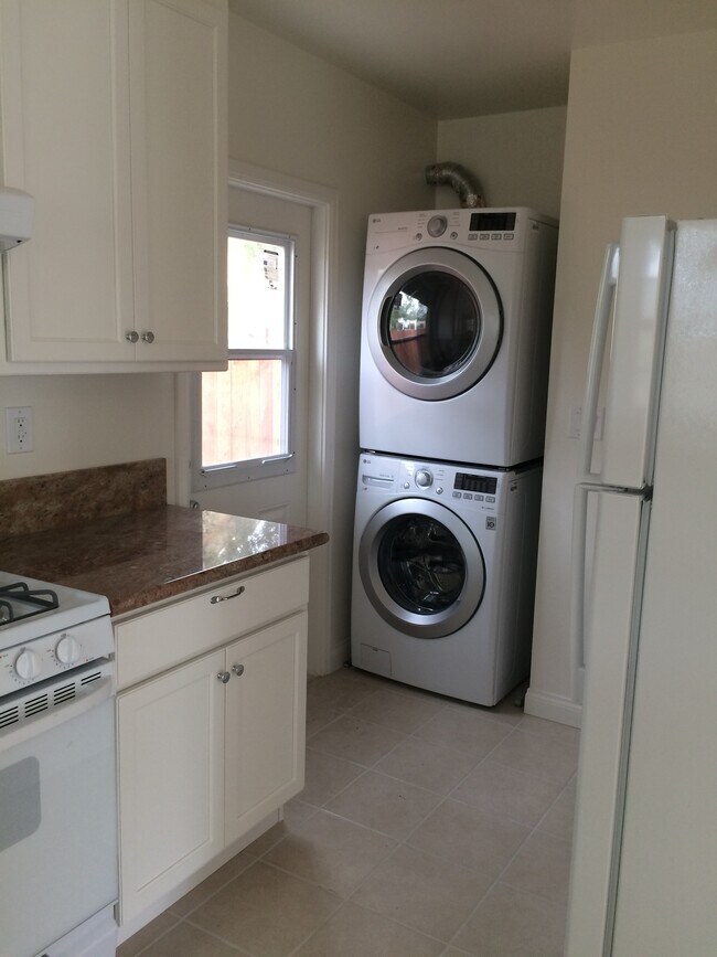 Laundry - 4017 Higuera St