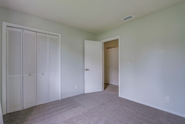 Building Photo - 4 bedroom home in amazing La Costa Community!