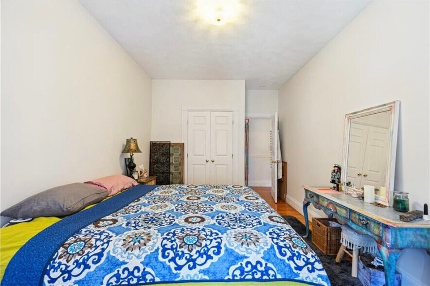 Bedroom 2 - 42 Cypress St