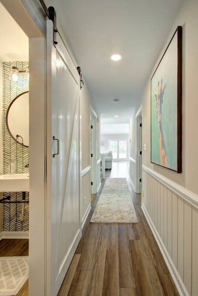 Building Photo - 16920 Landover Rd