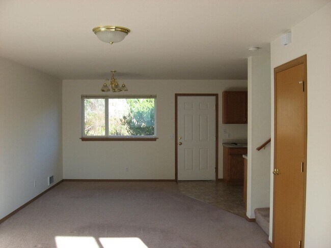 Building Photo - 1487 NW Elwha St