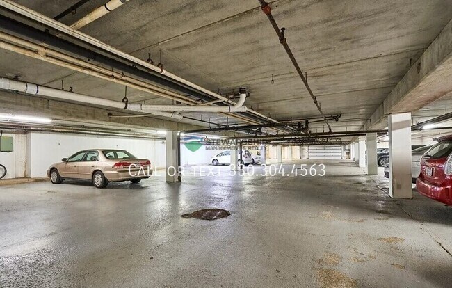 Building Photo - 77 Atterbury Blvd