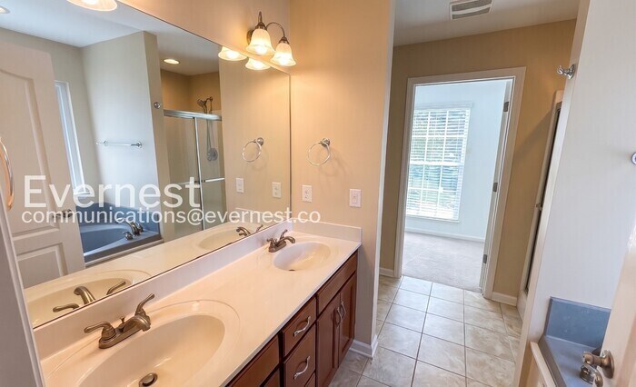 Building Photo - 6171 Oilskin Dr