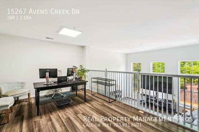 Building Photo - 15267 Avens Creek Dr