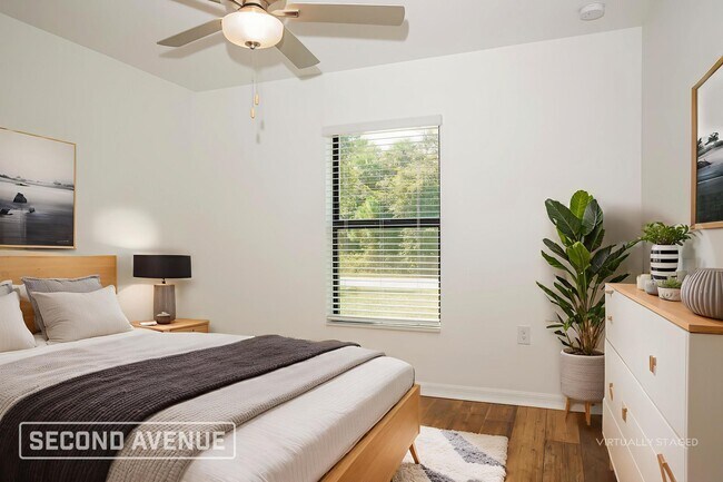 Building Photo - 4066 Chamrade Rd