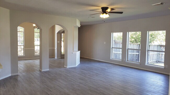 Building Photo - 3710 Ransom Rd