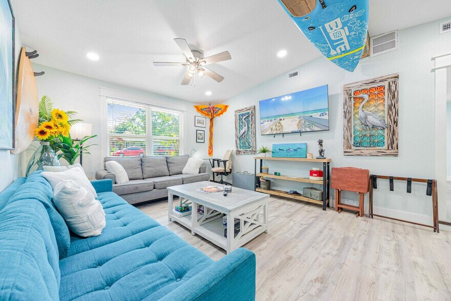 Building Photo - 22 Waynel Cir SE