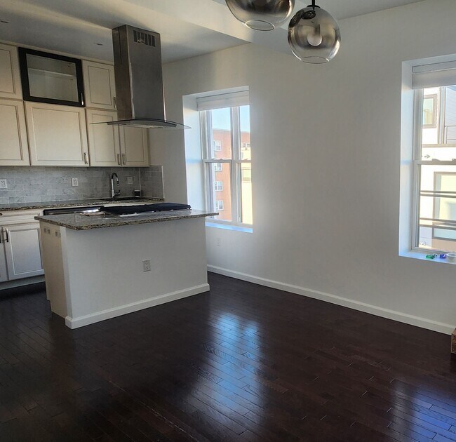 Building Photo - 3504-3513 13th St NW