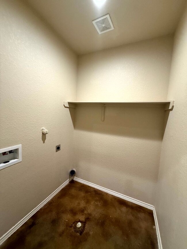 Building Photo - 228 Ragsdale Way