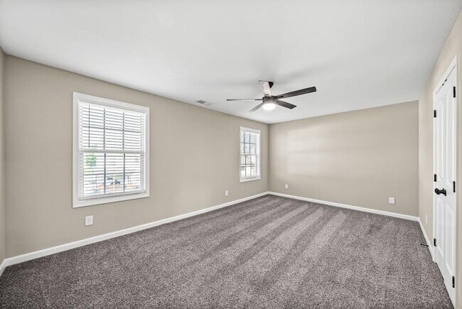Building Photo - 2697 Rafiki Dr