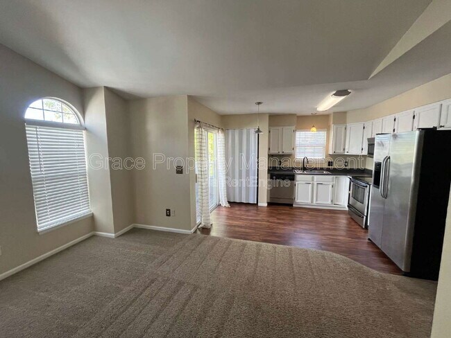 Building Photo - 5708 W Asbury Pl