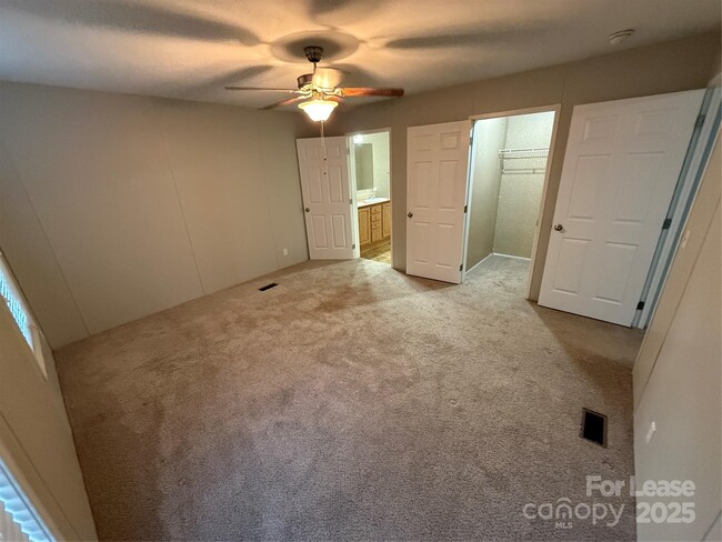 Building Photo - 1114 McRee Heights Cir