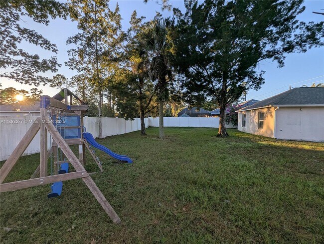 Building Photo - 78 Pine Grove Dr