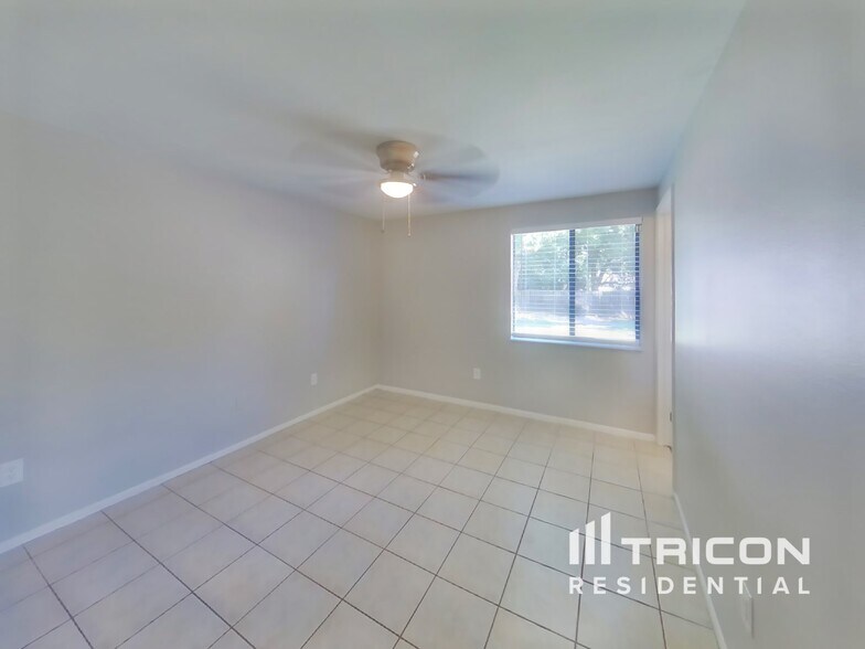 Building Photo - 1243 Piney Branch Cir