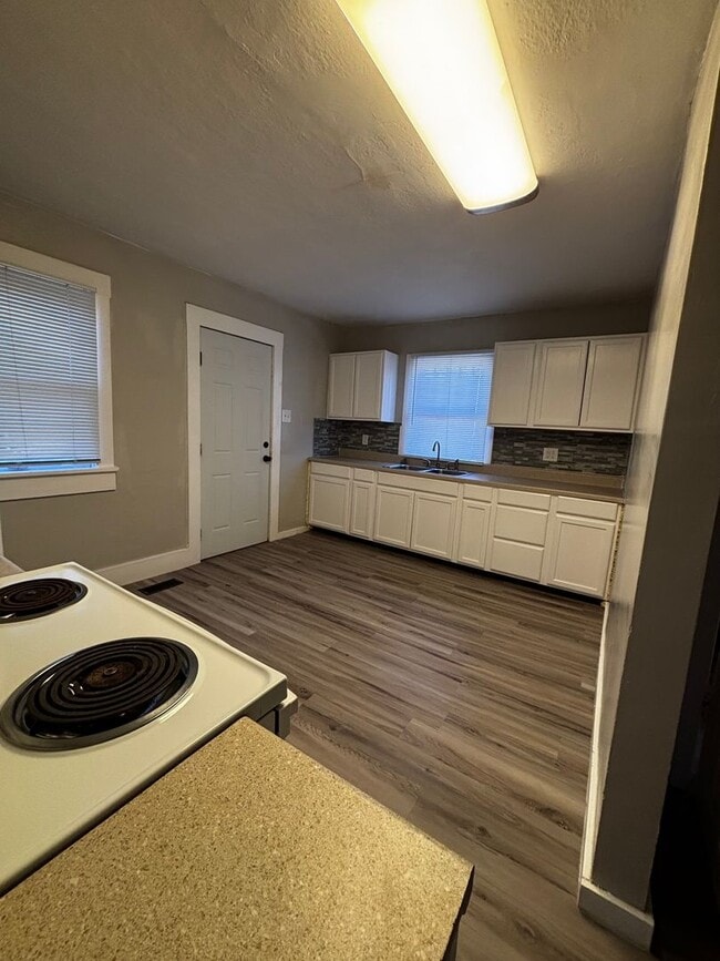 Building Photo - Move-In Special! FREE 50" TV for Qualified Tenants!