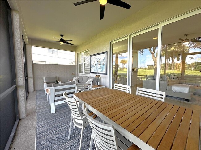 Building Photo - 14073 Black Beauty Dr