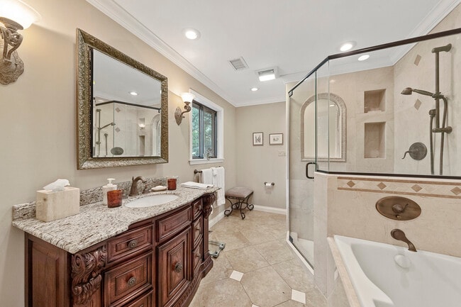 Building Photo - 12819 Huntercreek Rd