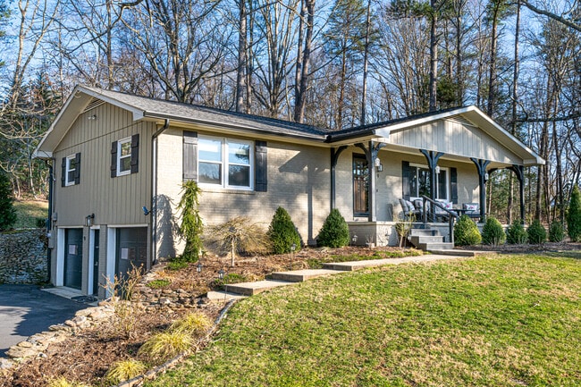 Building Photo - 9 W Haven Ln