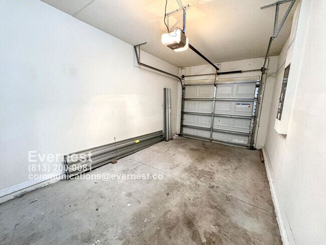 Building Photo - 12929 Shady Fern Ln