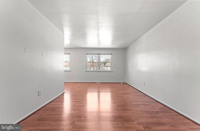 Building Photo - 13093 Blakeslee Dr