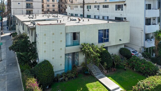 Building Photo - 4270 4th St