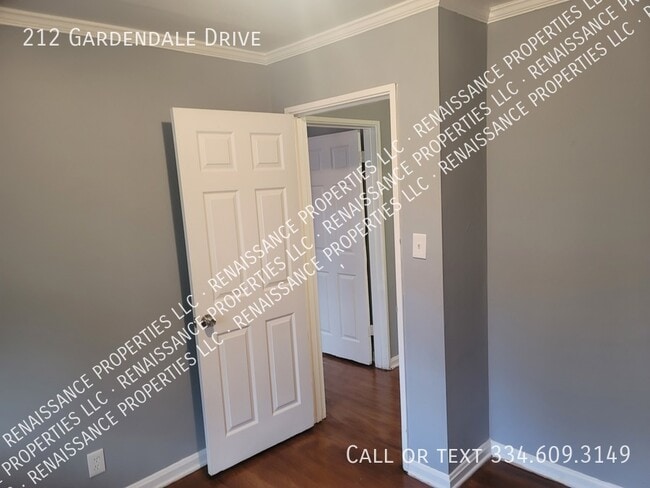 Building Photo - 212 Gardendale Dr