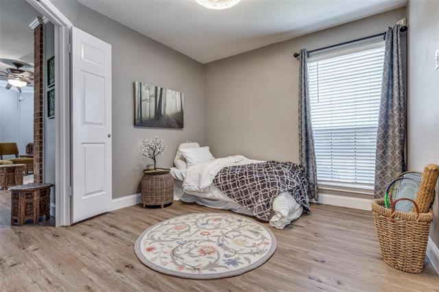 Building Photo - 16301 Ledgemont Ln