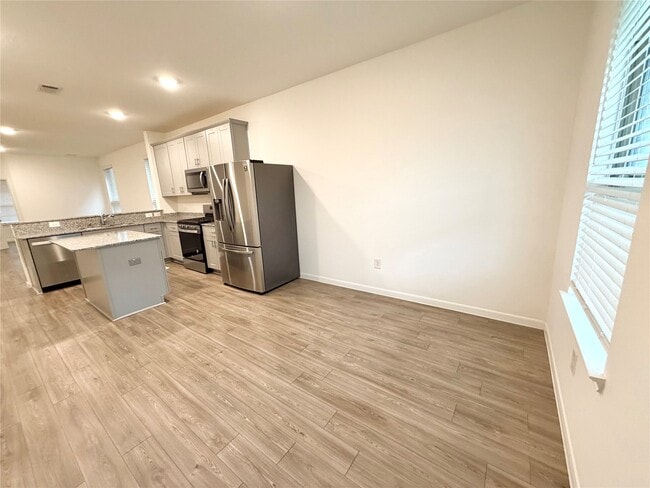 Building Photo - 1348 Bright Hl Dr