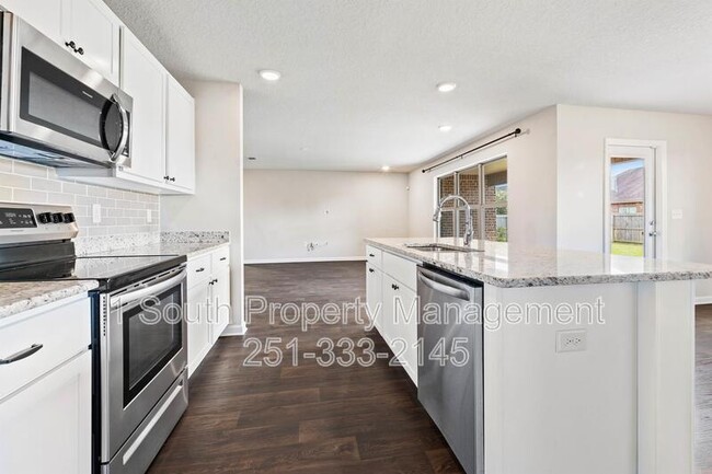 Building Photo - 724 Amador Avenue