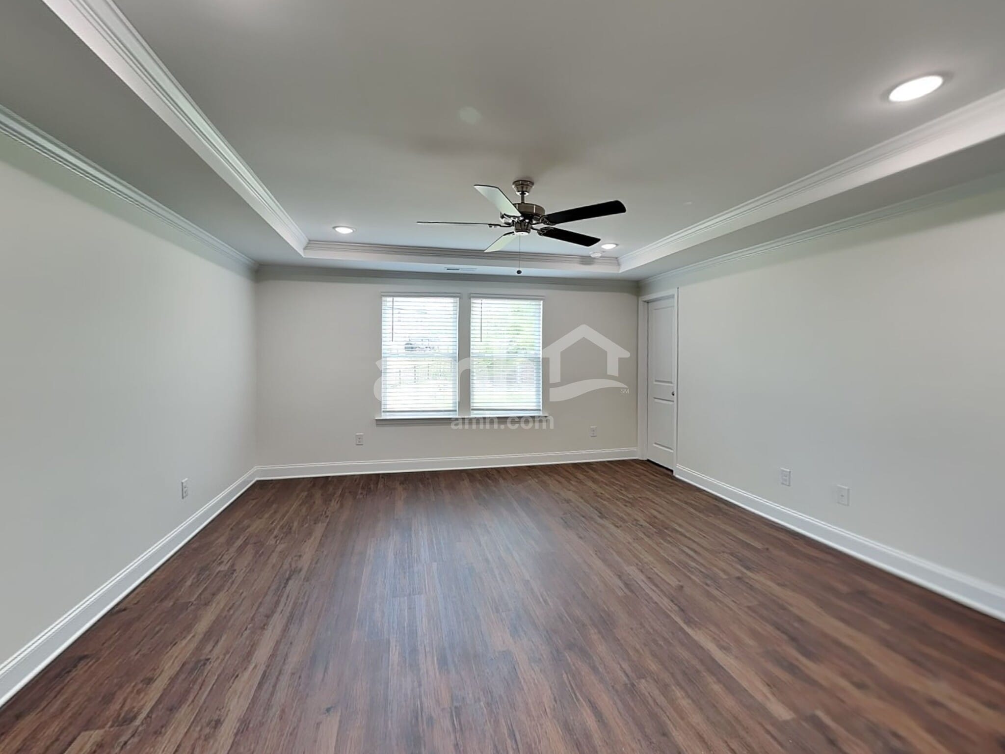 Building Photo - 13009 Redwind Dr