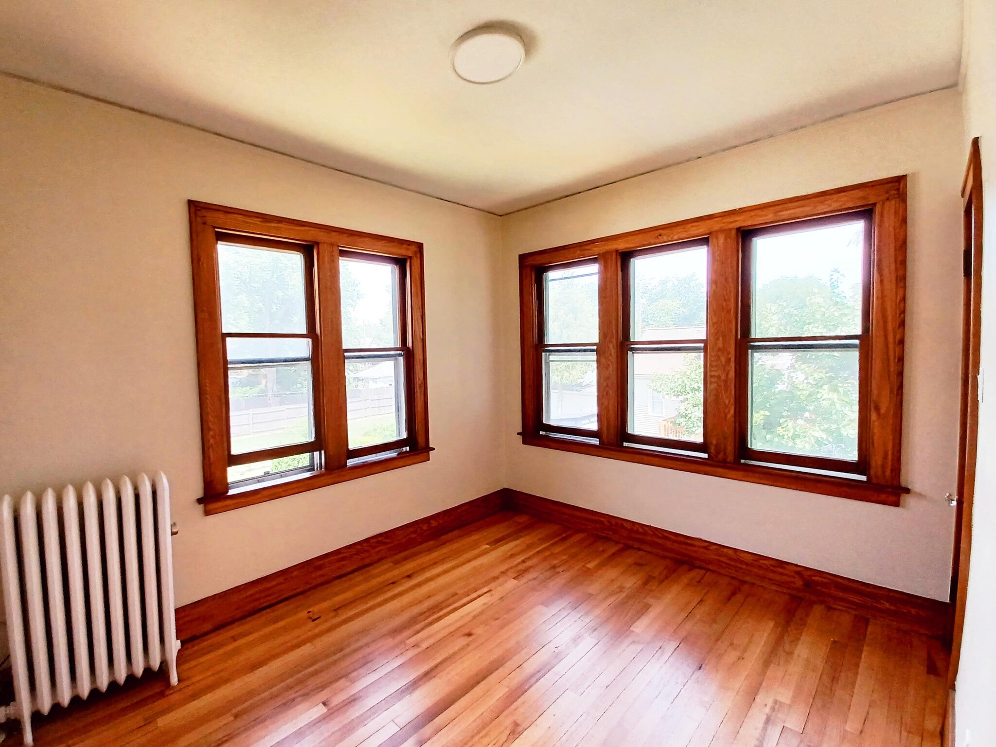 Building Photo - 1244 Maryland St