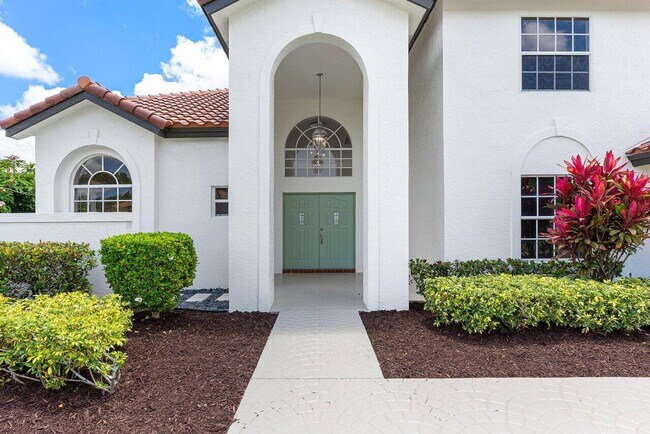 Building Photo - 20321 Hacienda Ct