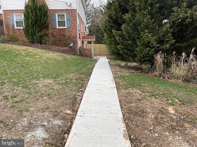 Building Photo - 2016 Gatewood Pl