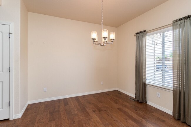 Building Photo - Spacious 5-Bedroom Home with Finished Base...