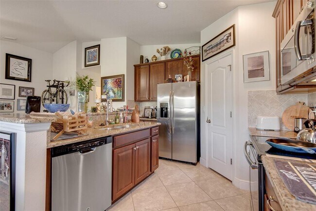 Building Photo - 11020 Tahiti Isle Ln