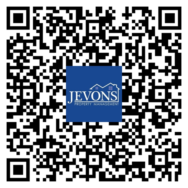 Building Photo - Two-story home in a walkable location, just minutes from Yakima Valley College, featuring long dr...