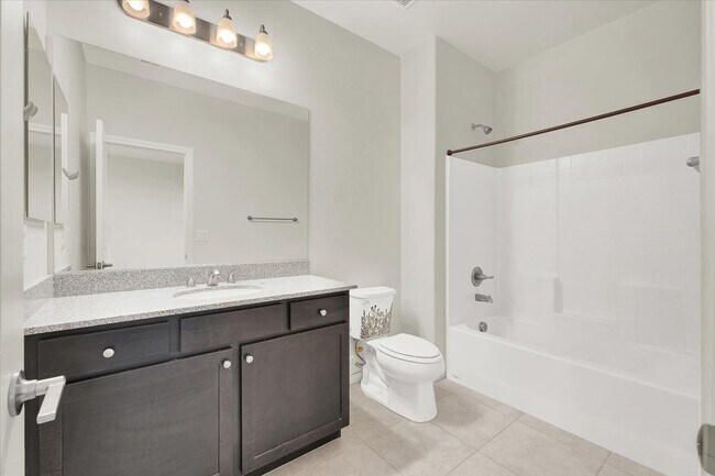 Building Photo - 4709 N Park St