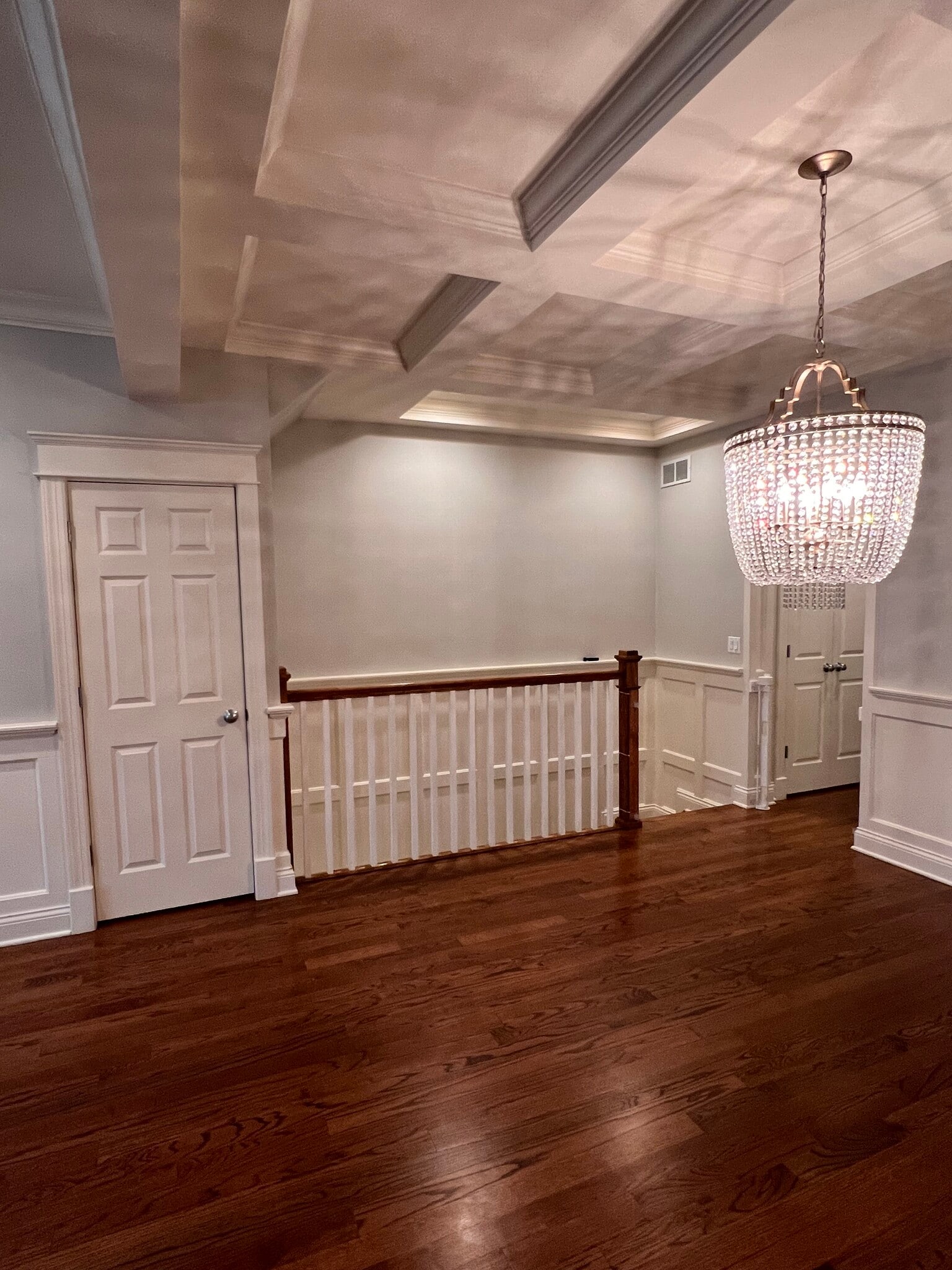 Building Photo - 2042 N Racine Ave