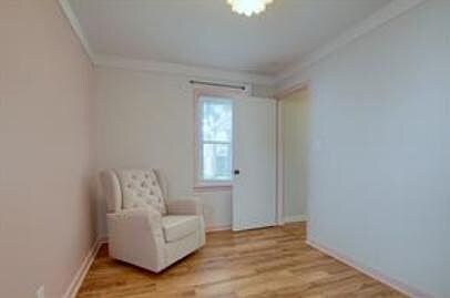 Building Photo - 14821 Russell Ave