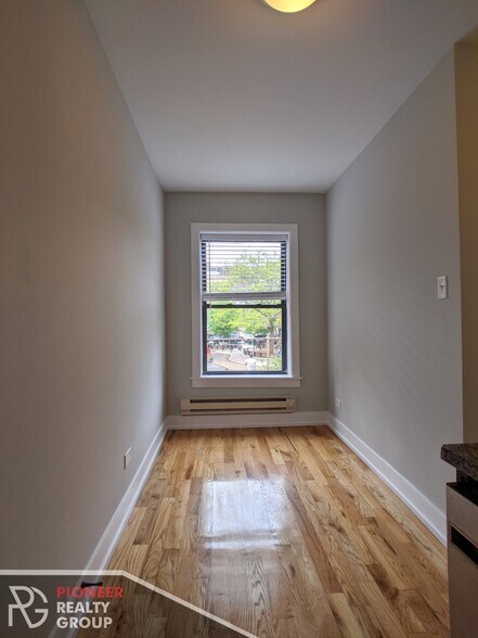 Building Photo - 2907 N Mildred Ave